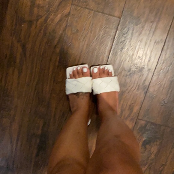 Whit woven square toe slides - Picture 4 of 8